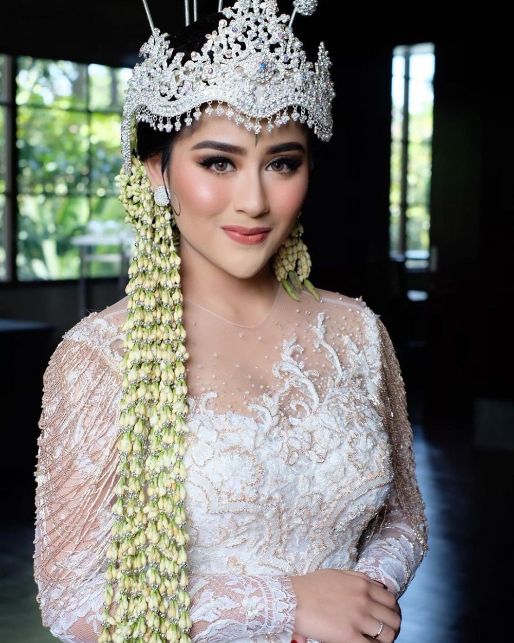 Inspirasi Wedding Makeup Ala Pengantin Sunda Yang Memesona