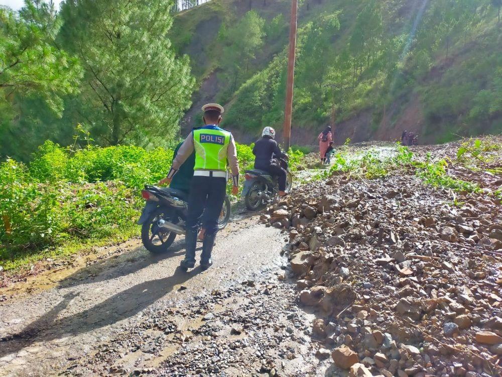 Jalan Lintas Gayo Lues Aceh Timur Kembali Normal