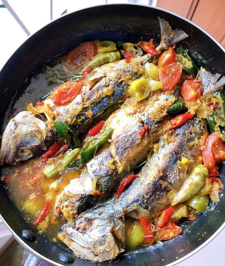 Resep Ikan Kembung Untuk Makan Siang Yang Serba Enak