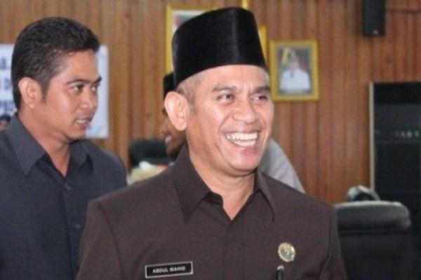 Kpk Rampas Uang Koruptor Abdul Wahid Rp M