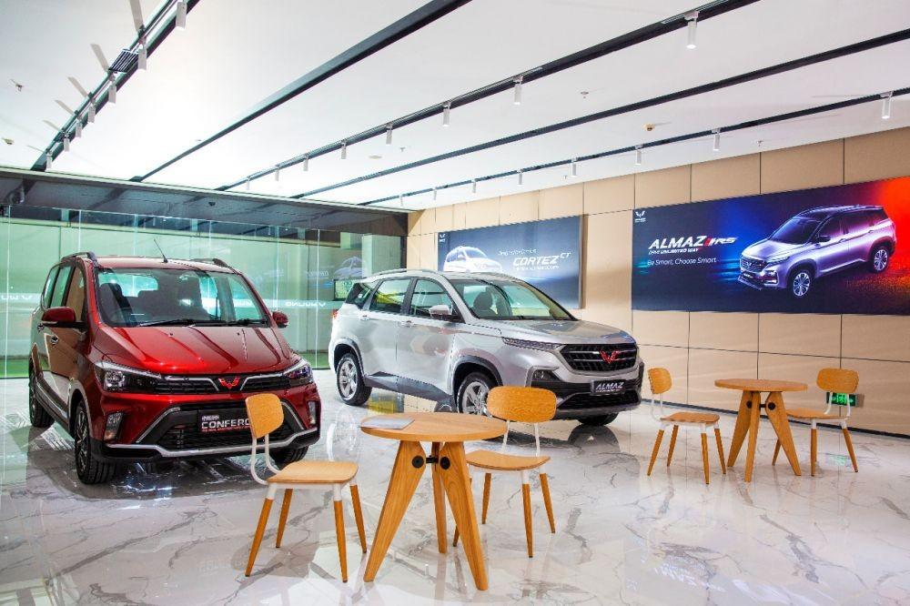 Flagship Wuling Center Resmi Dibuka