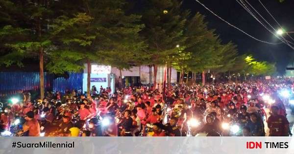 Rayakan Hut Ke Psm Makassar Ribuan Suporter Konvoi