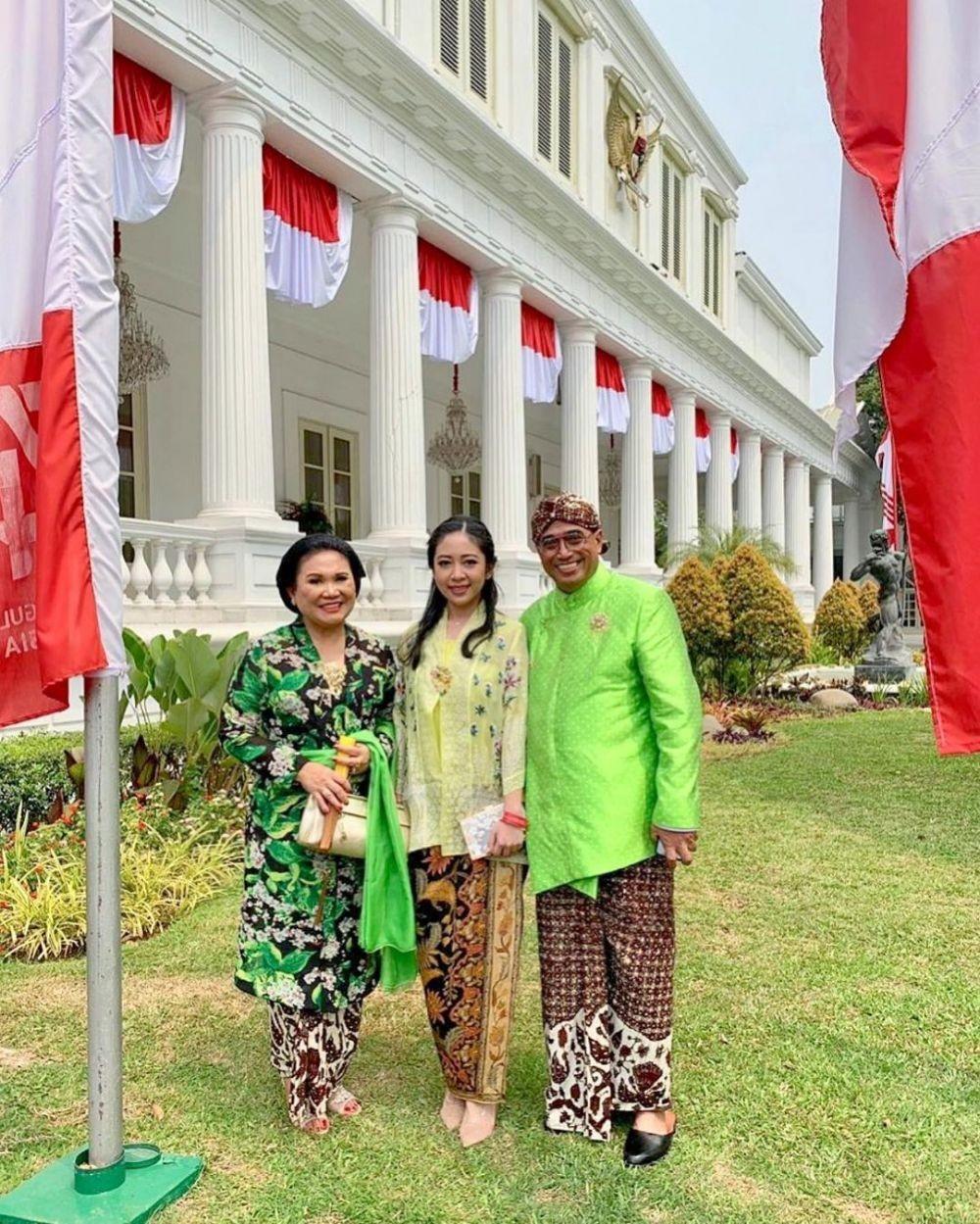 Kebaya Endang Budi Karya Yang Paling Bersahaja Kekinian