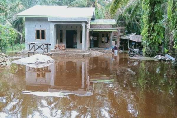 Banjir Labuhanbatu Utara Rumah Terendam