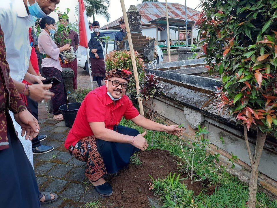 Profil Wakil Bupati Bangli I Wayan Diar