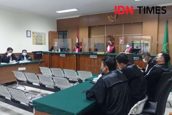 Eks Ketua Dan Bendahara Koni Tangsel Dituntut Tahun Penj