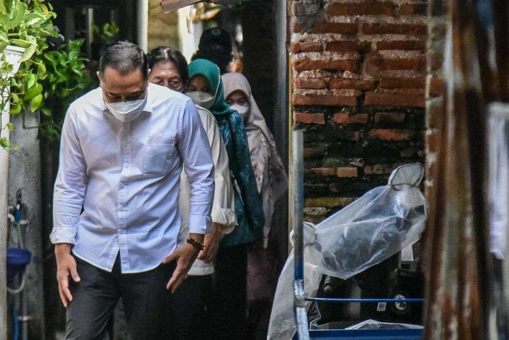 100 Difabel MBR Di Surabaya Dapat Kursi Roda