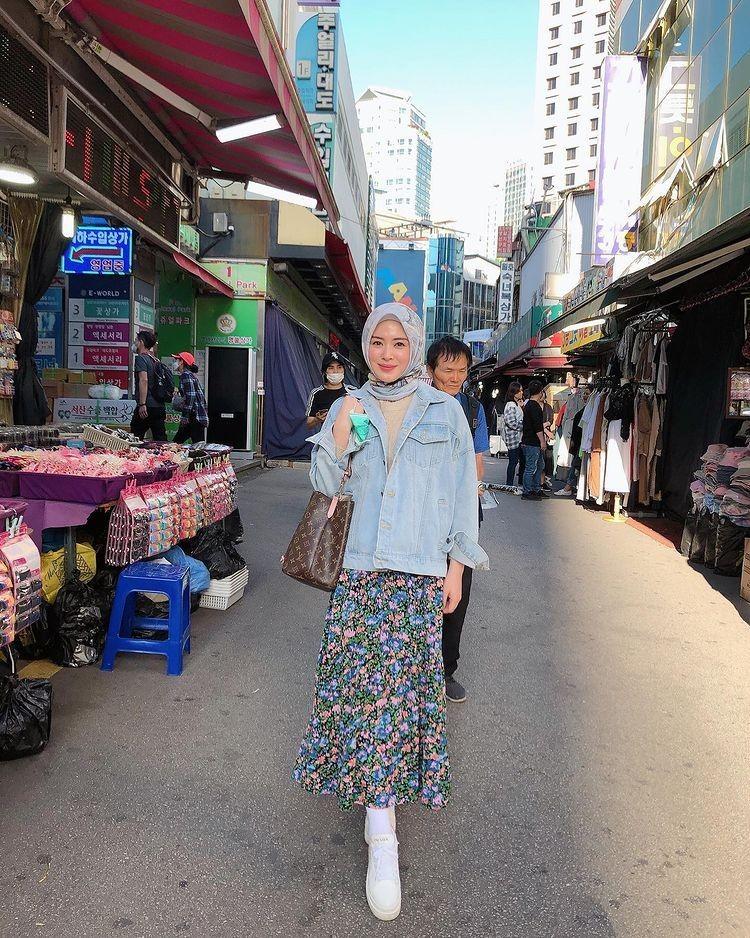 Ootd Hijabers Pastel Ala Ayana Jihye Moon