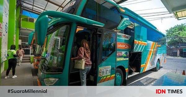 Bus Dengan Pramugari Fasilitasnya Juga Mewah