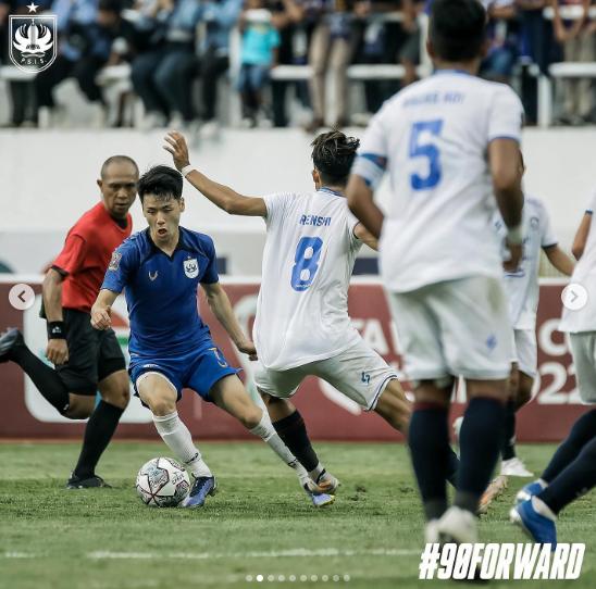 Kalah Dari Arema Fc Warganet Minta Kiper Baru Psis Semarang