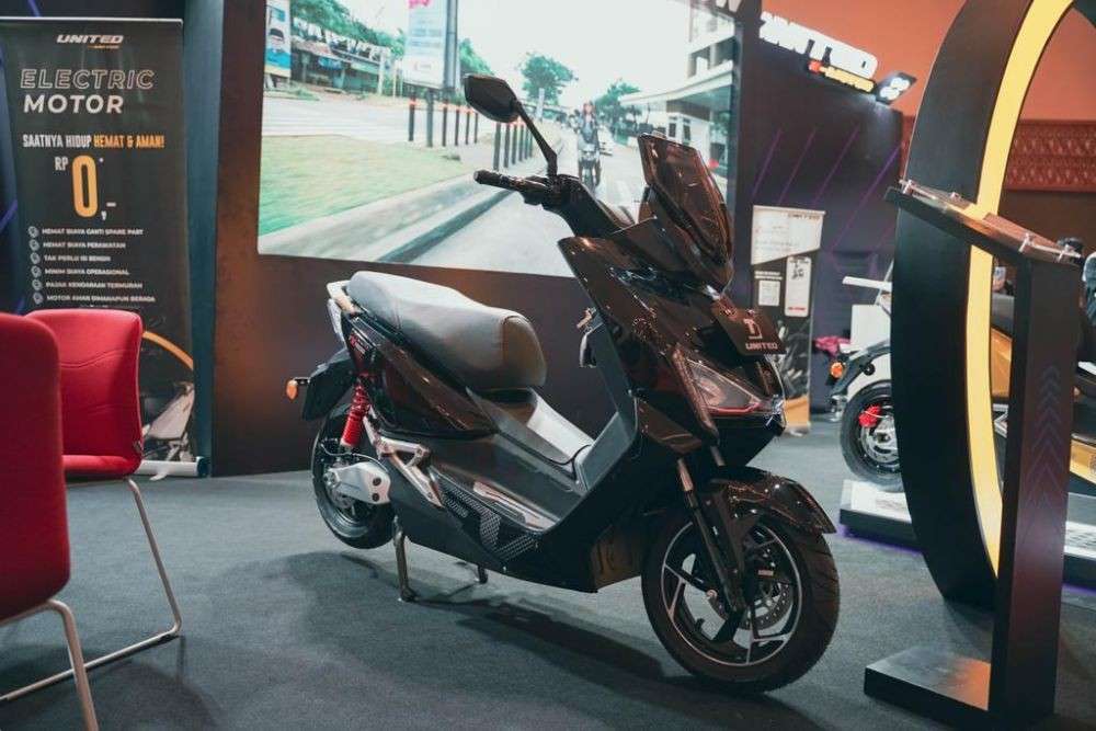 Daftar Motor Listrik Yang Dijual Di Indonesia Sepanjang