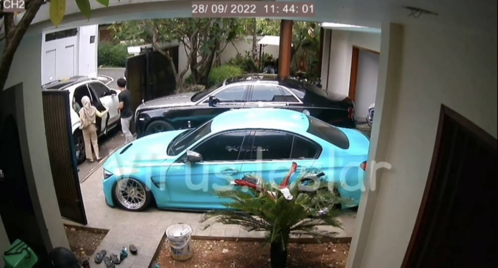 Tertangkap CCTV 10 Momen Lesti Bawa Fatih Keluar Rumah