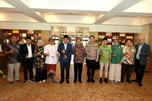 Gus Yahya Minta Gubernur Bali Bicara Keharmonisan Di R20