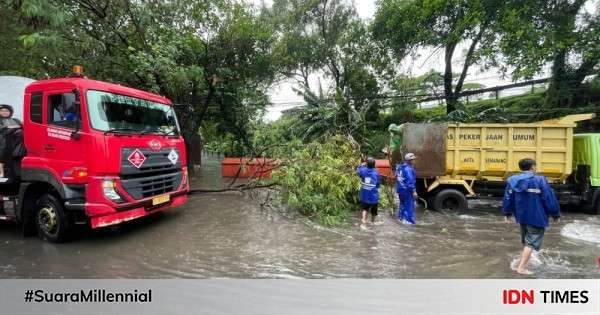 147 Warga Jadi Korban Banjir Bandang Dinar Indah Semarang