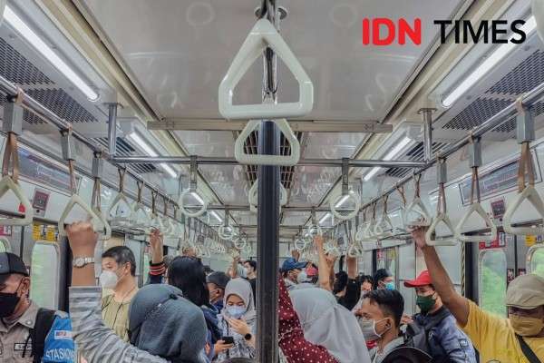 Aturan Buka Puasa Di KRL LRT MRT Dan TransJakarta