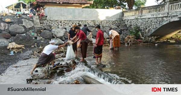 Buang Sampah Di Sungai Warga Klungkung Bisa Denda Rp Juta