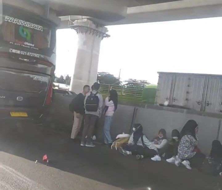 4 Bus Pariwisata Terlibat Kecelakaan Beruntun Di Tol Japek