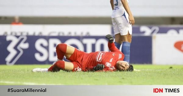 Kondisi Kiper PSIS Semarang Adi Satryo Mendadak Keluar Saat