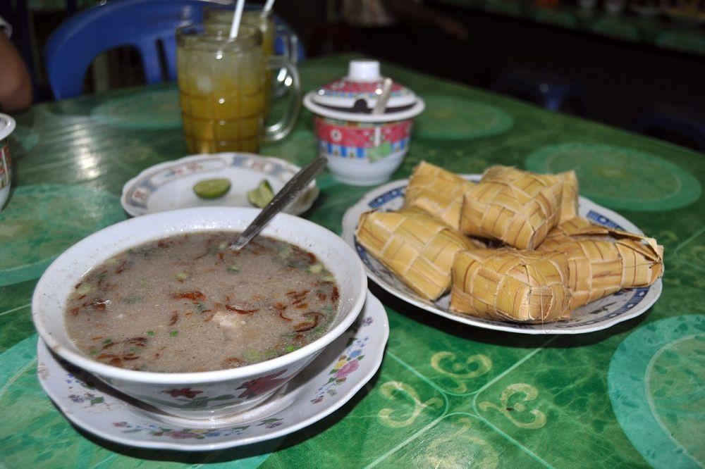 Rekomendasi Warung Coto Paling Populer Di Kota Makassar