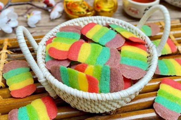 Resep Lidah Kucing Pelangi Kue Lebaran Yang Laris Manis