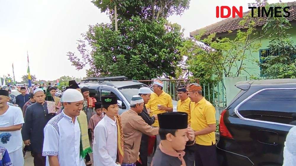 Penuh Toleransi Pecalang Amankan Salat Idul Adha Di Bandar