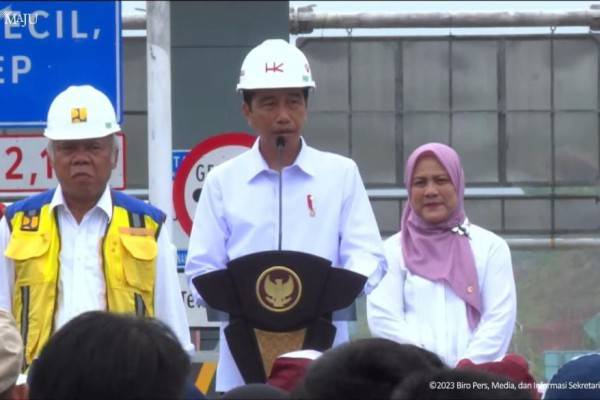 Jokowi Resmikan Tol Bengkulu Taba Sepanjang 16 7 Kilometer