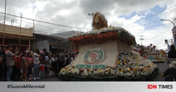 Intip Kemeriahan Tomohon International Flower Festival