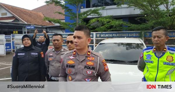 Tabrak Dan Seret Motor Di Bandung Sopir Mobil Jadi Tersangka