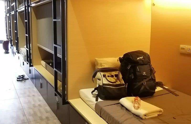 5 Rekomendasi Hotel Kapsul Surabaya Untuk Backpacker