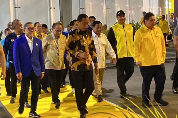 Prabowo Akui Tiru Jokowi Kalau Keliling Saya Juga Bagi Bag