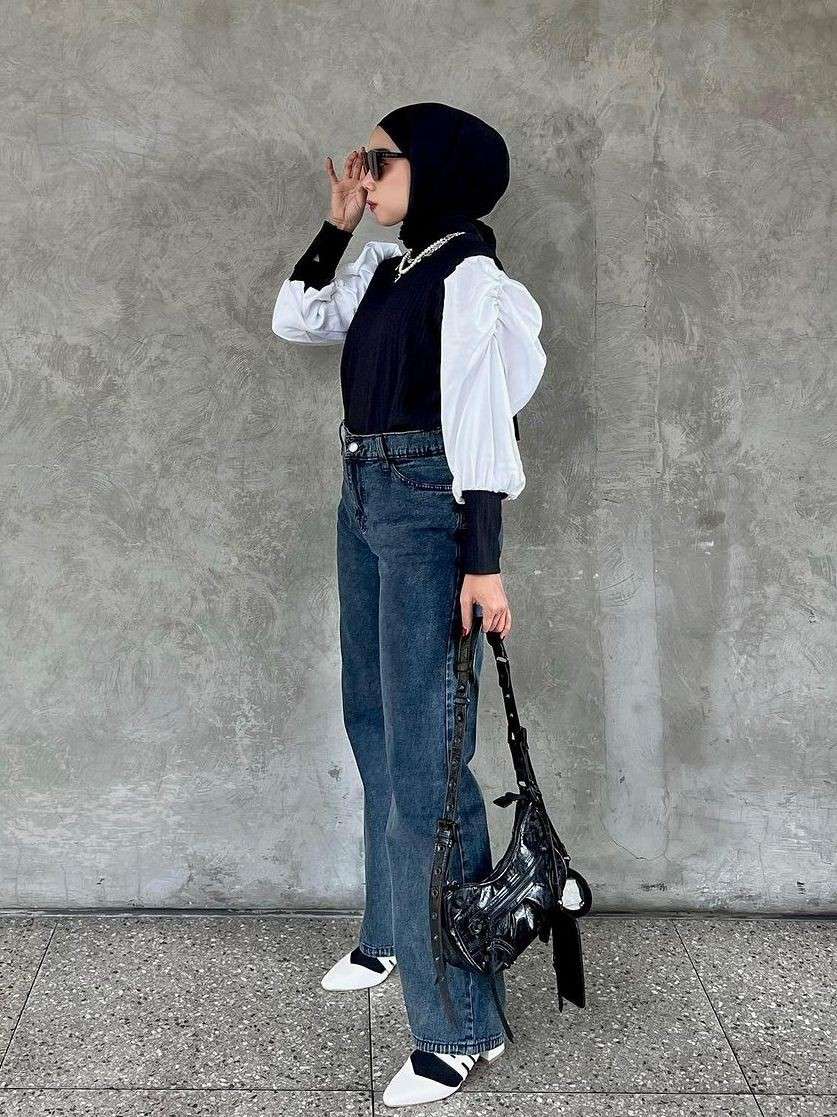 10 OOTD Hijab Celana Denim Untuk Style Semi Formal Gak Kaku