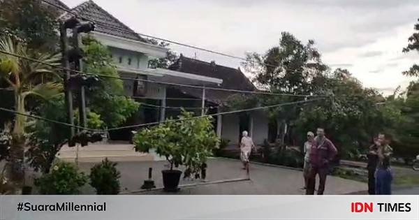 Magetan Dilanda Cuaca Ekstrem 5 Rumah Warga Tersambar Petir