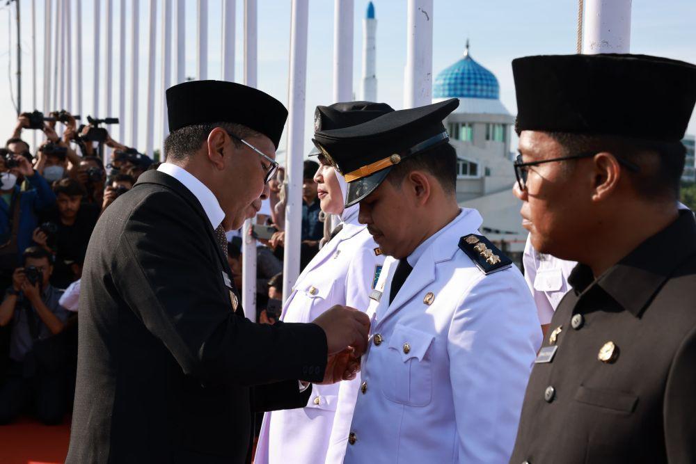 Danny Pomanto Lagi Lagi Lantik Pejabat Di Kapal Pinisi