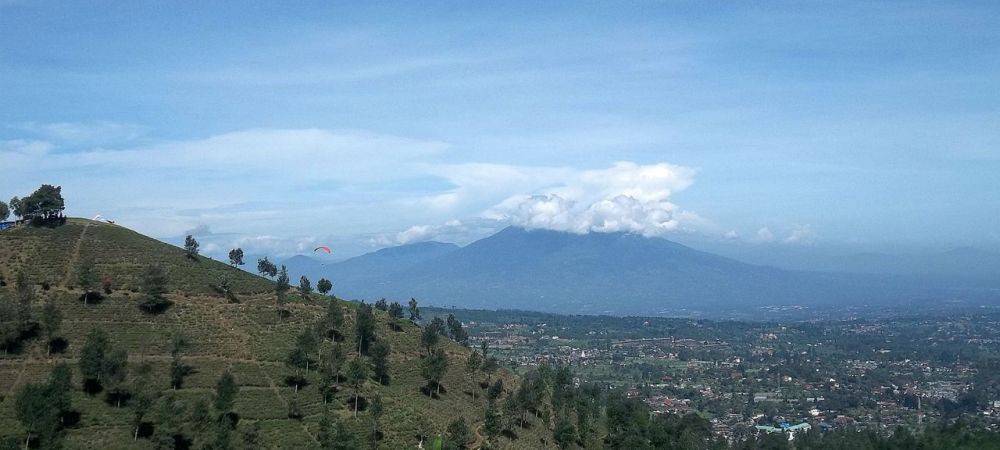 7 Cerita Mistis Di Gunung Salak Yang Masih Jadi Misteri