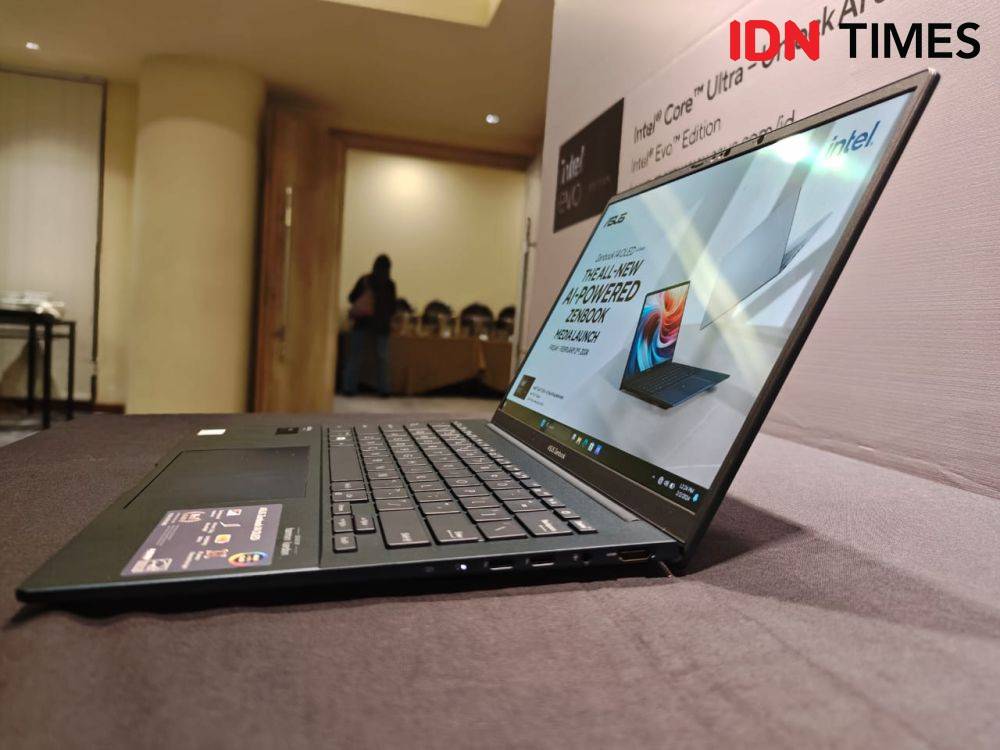 Asus Zenbook 14 OLED Laptop AI Powered Pertama Di Indonesia