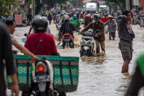 Banjir Di Demak Meluas Jalur Pantura Timur Terputus