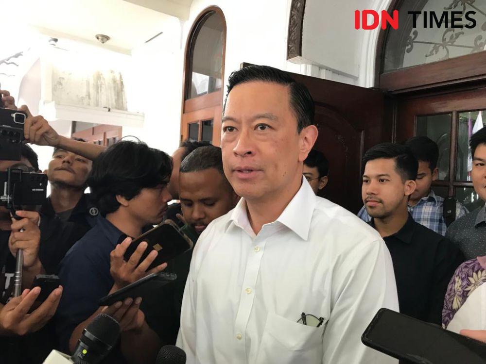 Tom Lembong Pejabat Sibuk Jadi Pemadam Kebakaran