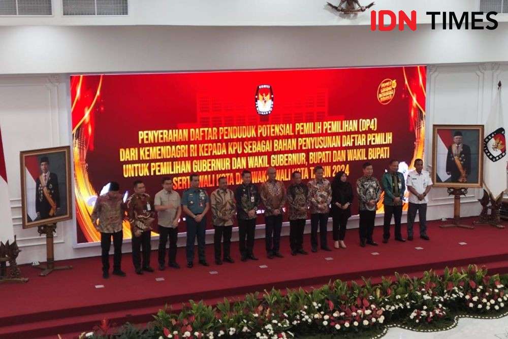 Mendagri Serahkan Dp Kepada Kpu Untuk Pilkada Serentak