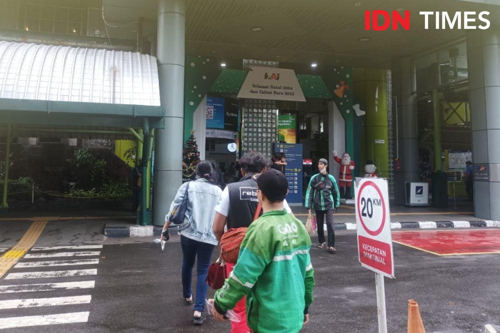 Libur Nataru Penumpang Stasiun Gambir Dan Senen Mulai Naik