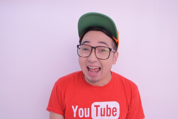 Untuk Kalian yang Hobi Nontonin YouTube, Wajib Mengetahui 7 Youtubers Indonesia Ini!