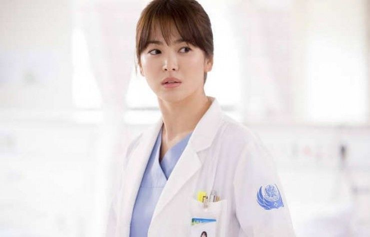 6 Dokter di Drama  Korea  Ini Kompak dengan Rambut  Berponi