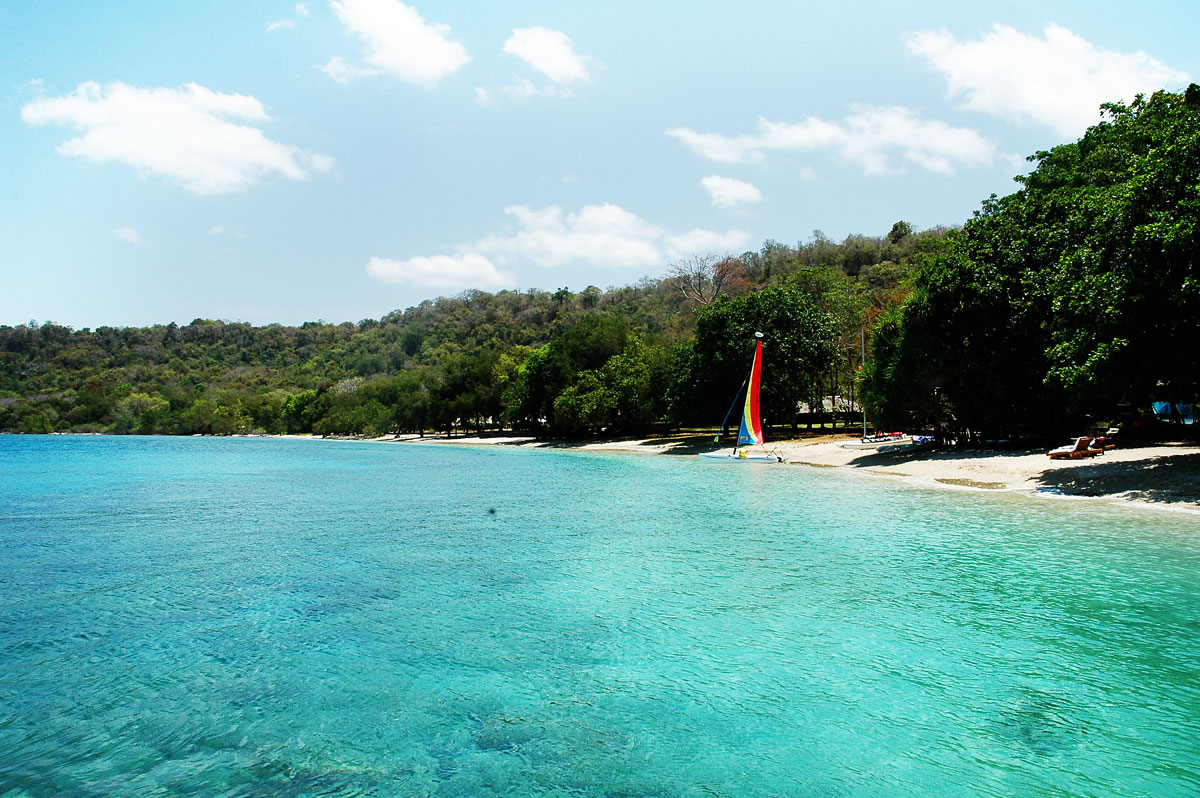 Pulau Sumbawa yang Tak Kalah Elok dari Pulau Bali dan Lombok, Tempat ...