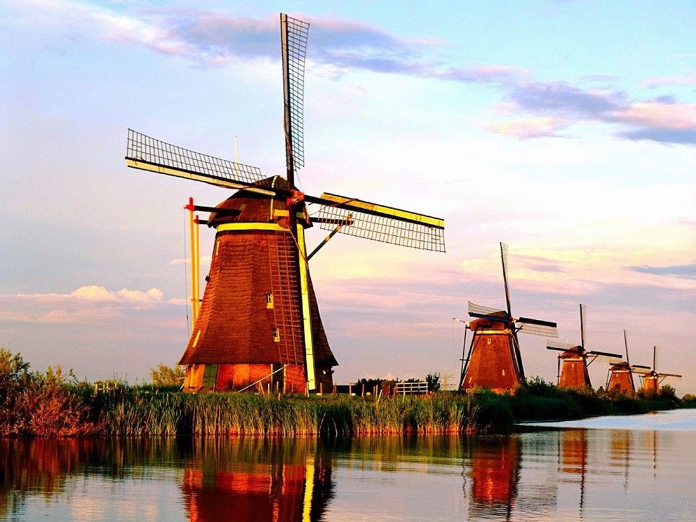 Indahnya Belanda: 5 Destinasi Wisata di Negeri Kincir Angin