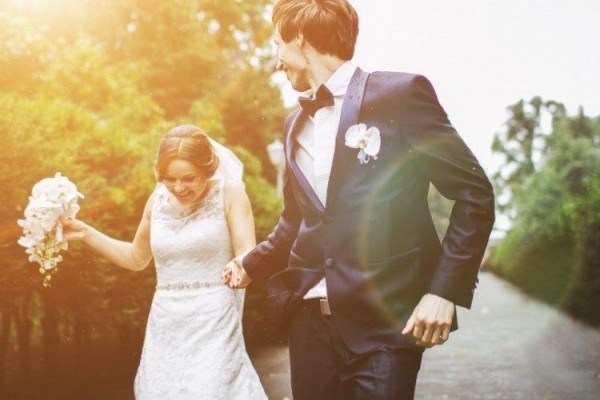 5 Ide Kreatif dan Unik Foto Pre-wedding yang Bisa Kalian Contoh