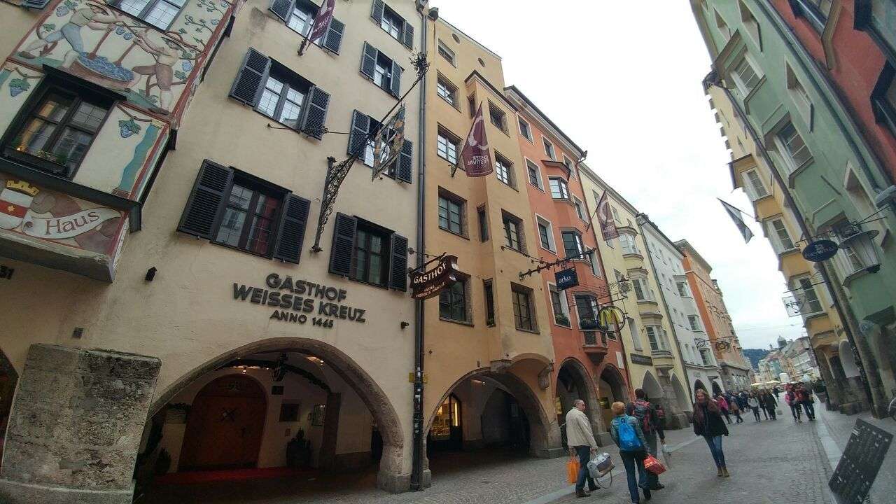 Innsbruck, Kota Kecil yang Dihimpit Pegunungan Alpen dan 