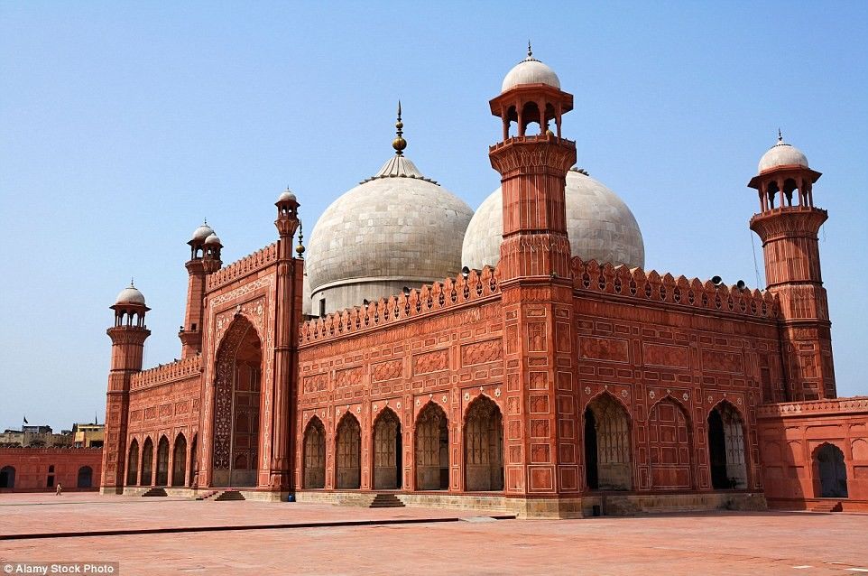 Menakjubkan, Inilah 15 Masjid Terindah di Dunia