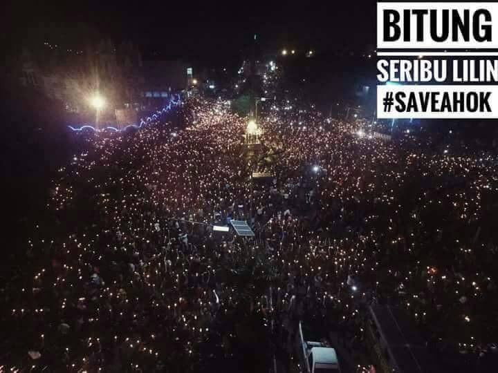 Kumpulan Foto Aksi 1000 Lilin untuk Ahok di Berbagai Kota Indonesia