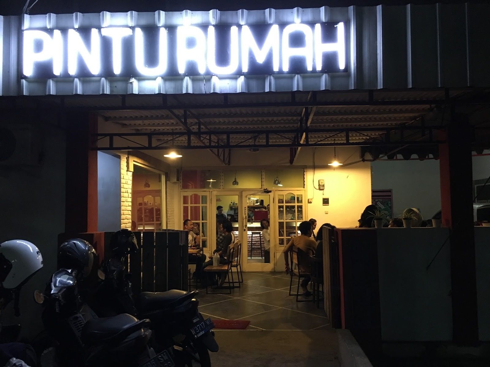 10 Kafe Keren Mulai Harga Rp 6 Ribuan Dekat Unair A Dan B