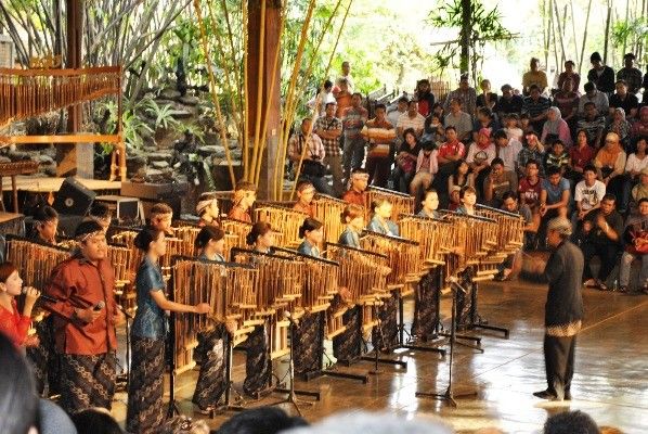 15 Tempat Wisata Ini Wajib Dikunjungi Mahasiswa Bandung