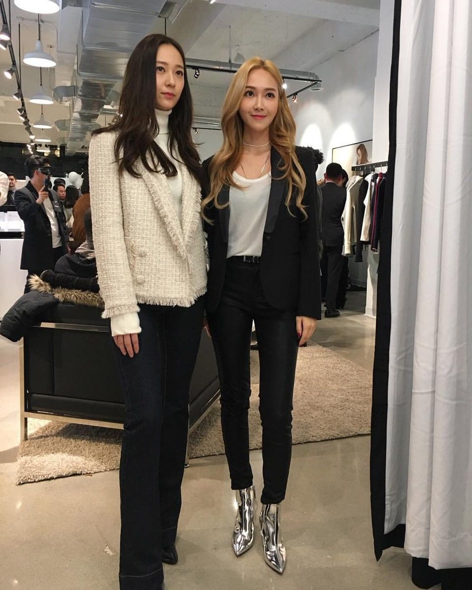 10 Potret Sibling Goals Jessica dan Krystal f(x)